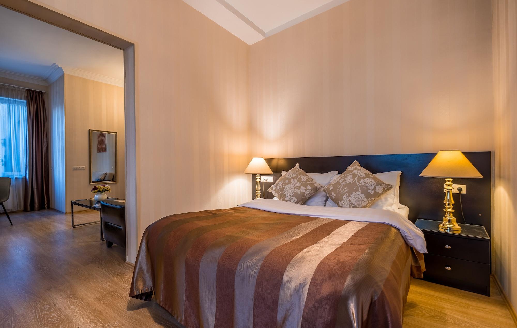 Iliani Hotel Tbilisi Bagian luar foto
