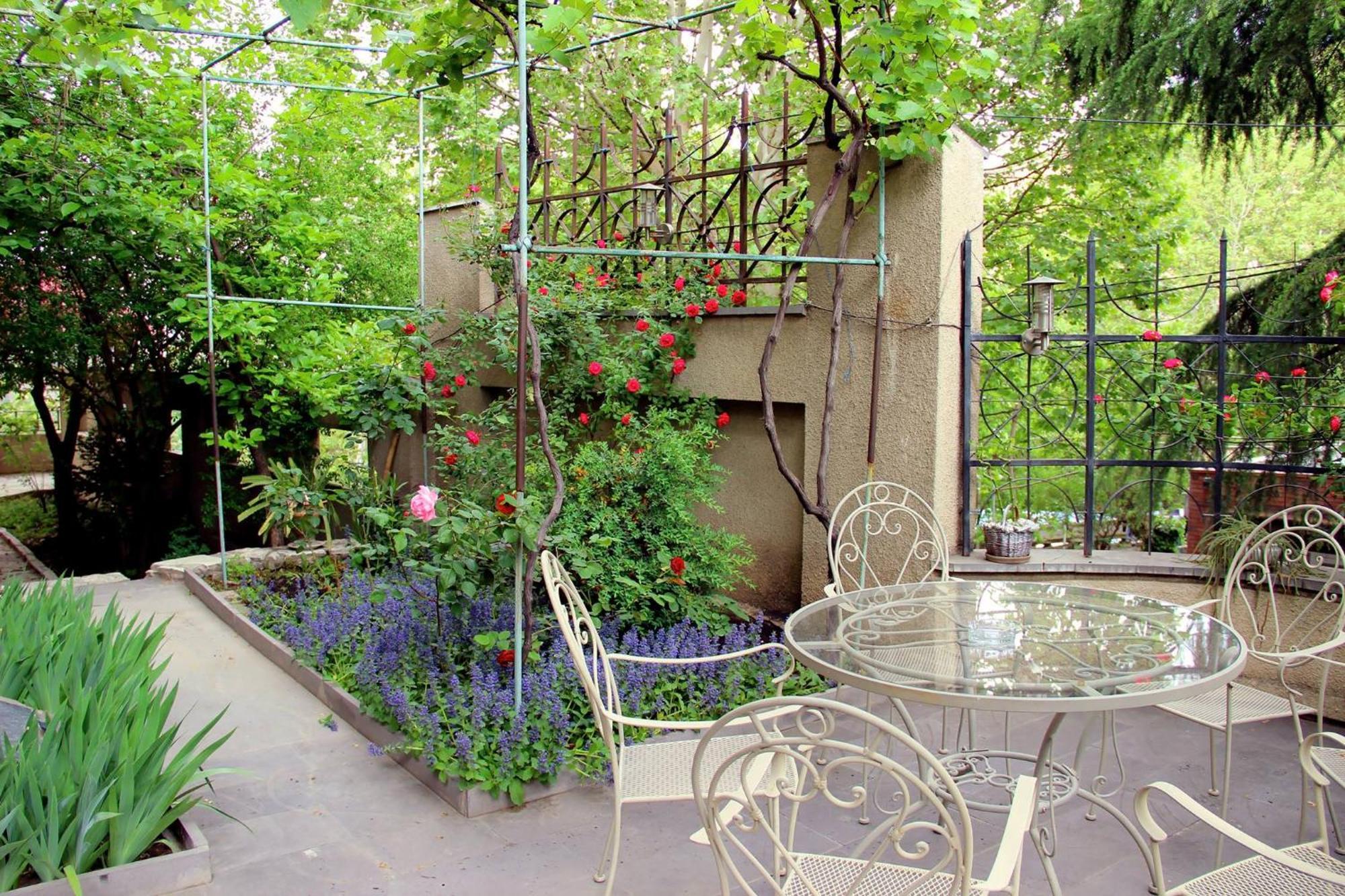 Iliani Hotel Tbilisi Bagian luar foto