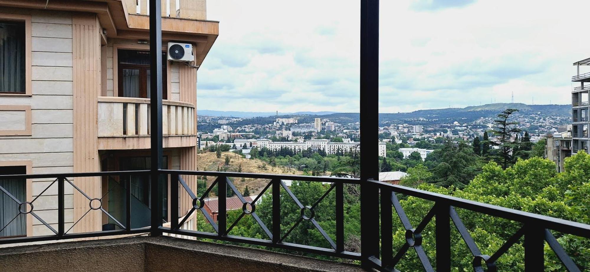 Iliani Hotel Tbilisi Bagian luar foto