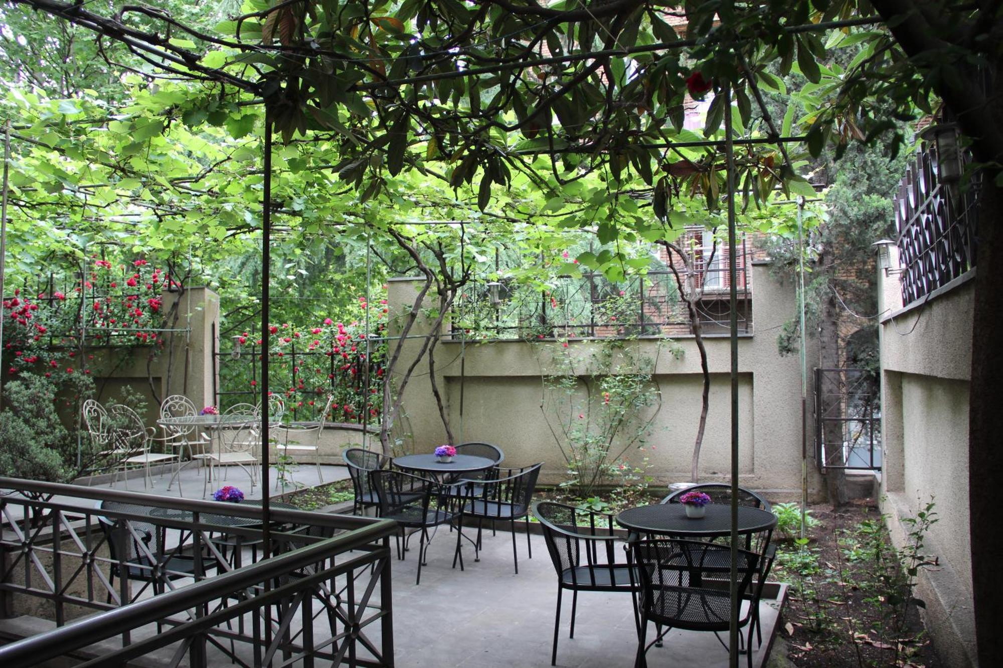 Iliani Hotel Tbilisi Bagian luar foto