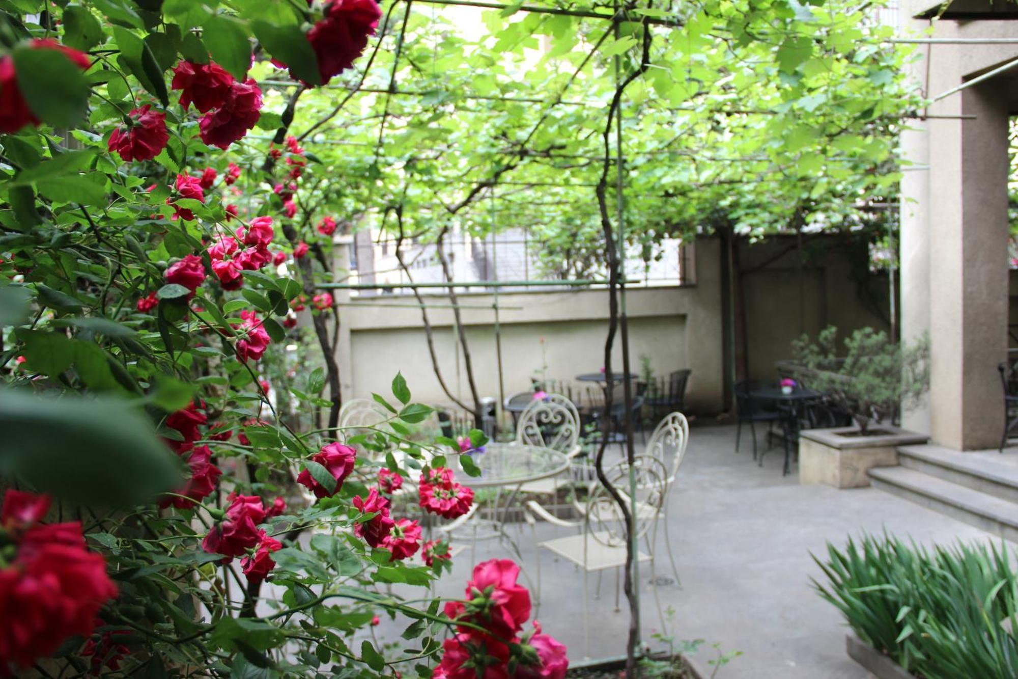 Iliani Hotel Tbilisi Bagian luar foto